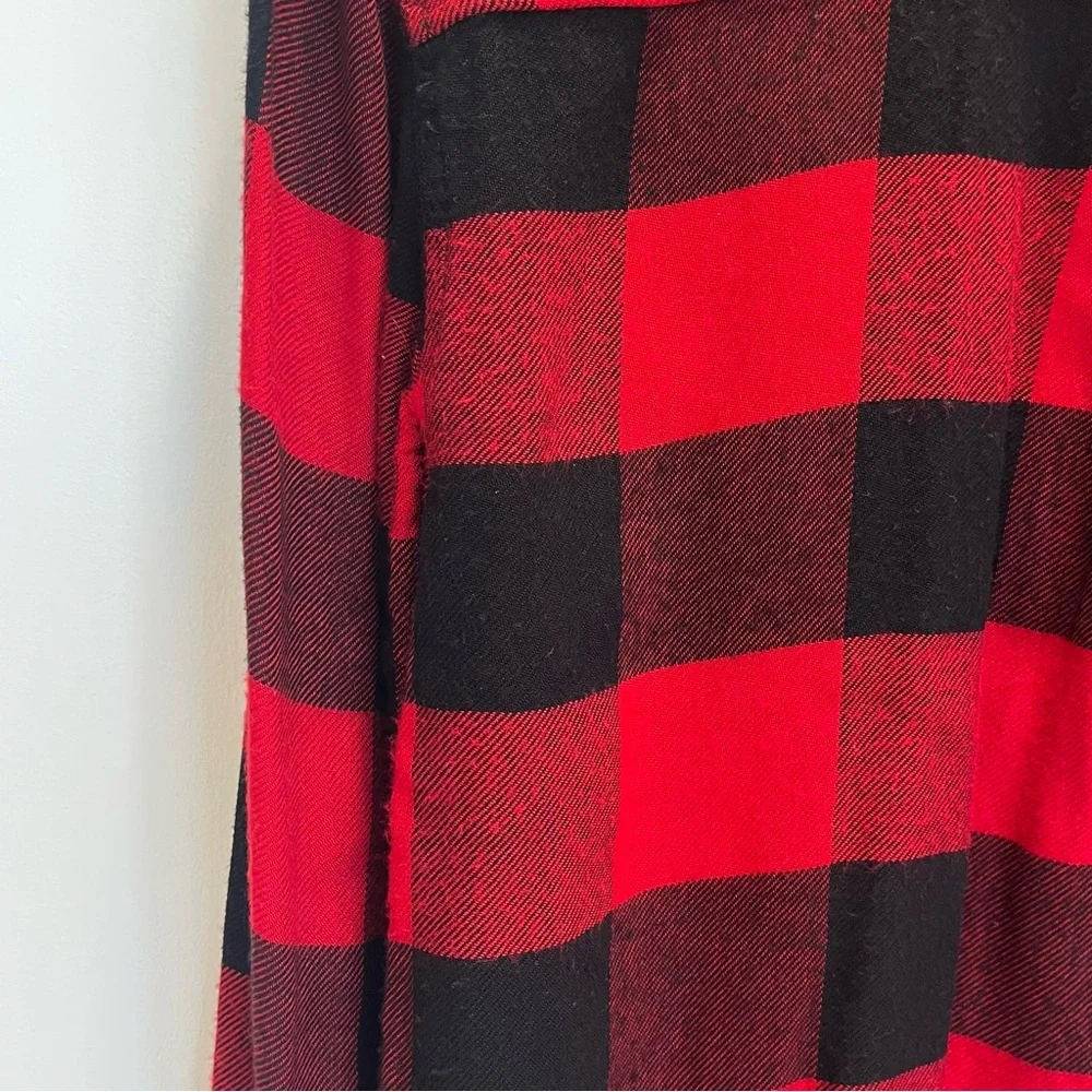Old Navy Girls XL 14 Red Buffalo Check Plaid Button Front Shirt Long Sleeve Cozy
